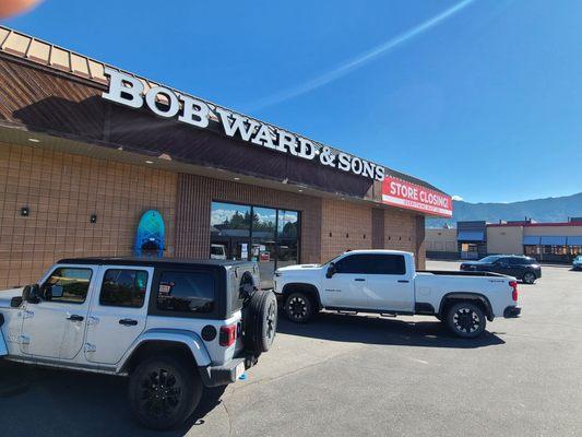 Bob Ward's Sports & Outdoors