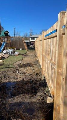 6'H Colonial Style Cedar Wood Fence with Cedar Posts