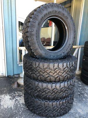 Provide the best quality used tire