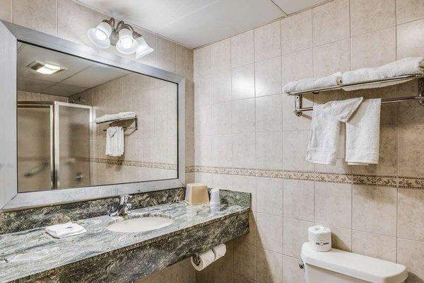 Motel Levittown Bensalem bathroom