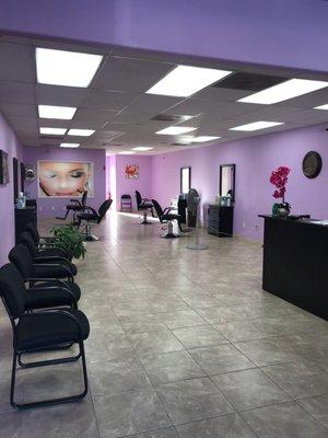 Love this place! So clean, everyone is friendly and they do an amazing job on brows and lip threading!