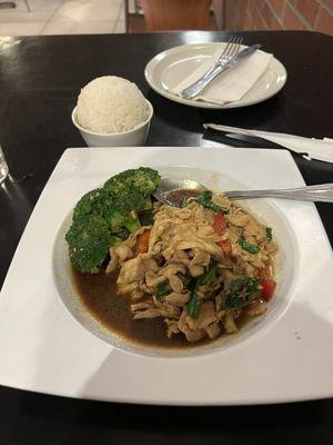 Spicy Thai Basil with Chicken