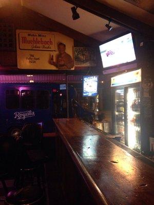 Great dive bar in Kansas City, Kansas