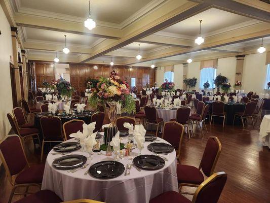 Reception hall. Bellcourt manor