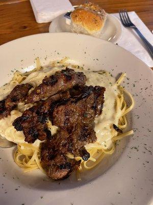 Steak tip Alfredo