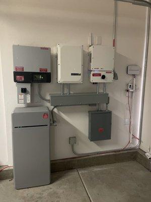 SolarEdge StoreEdge Inverter with LG Resu 16kW backup unit.