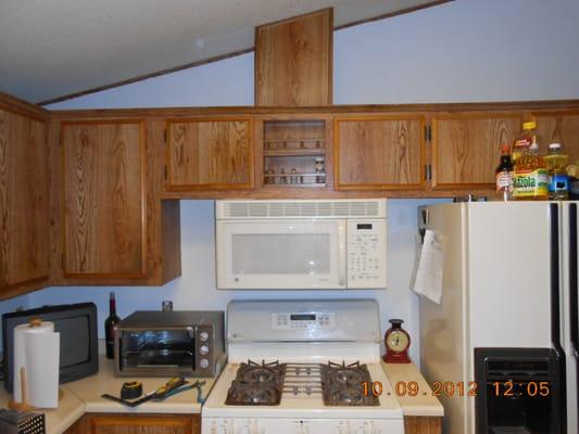 under cabinet microwave installation