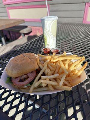 Wild Bill's Hamburgers & Ice Cream