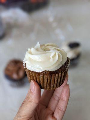 Vegan carrot cupcake