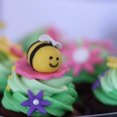 Extra Dark Red Velvet Cupcakes with Dark Chocolate Chips & Marshmallow Fondant Flowers &  Bee