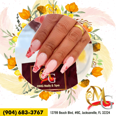 It's almost fall, and the temperature is dropping. Time to treat yourself to some nail goodies from   & !