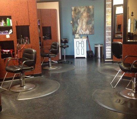 Reflections On The Court Hair & Nail Salon