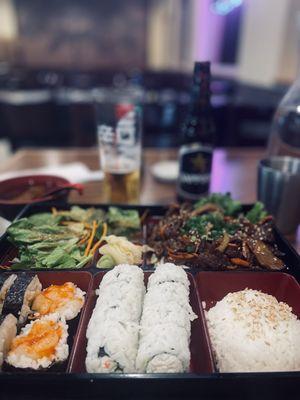 Bento-Bulgogi, California and Spicy scallop roll