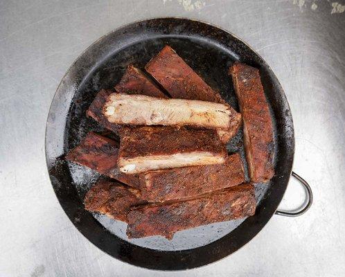 Dry Rubbed St. Louis Ribs