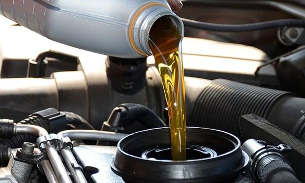 Routine oil change & preventative maintenance service