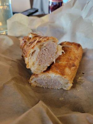 Sausage roll, cross section