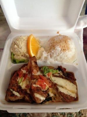 Best blacken ahi plate lunch for only 10 bucks