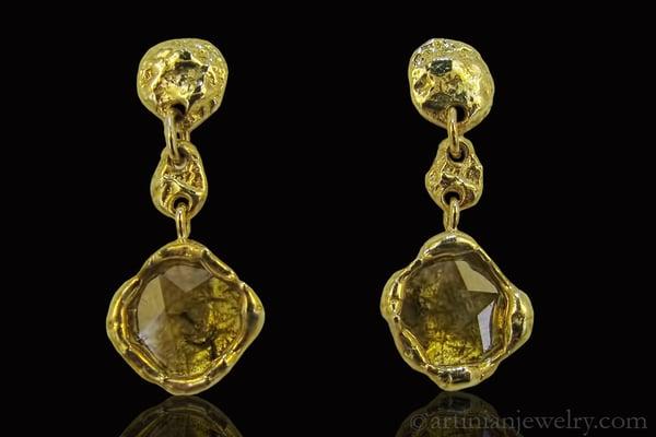 Handmade 24K yellow gold earrings with yellow gold diamond slices