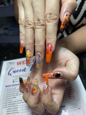 Queen nails spa nail art