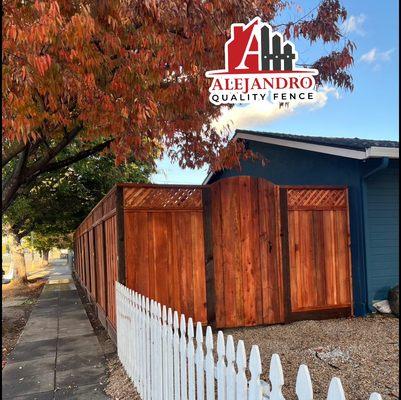 8'h Fence with 12" privacy lattice