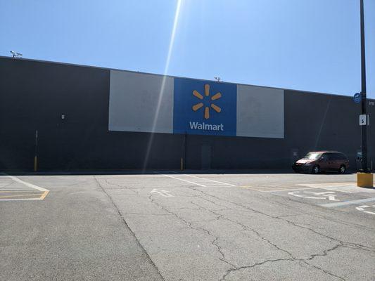 Walmart Supercenter, Pittsburg KS