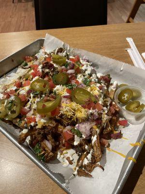 Pulled pork nachos