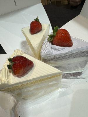 Durian, mango and taro cake