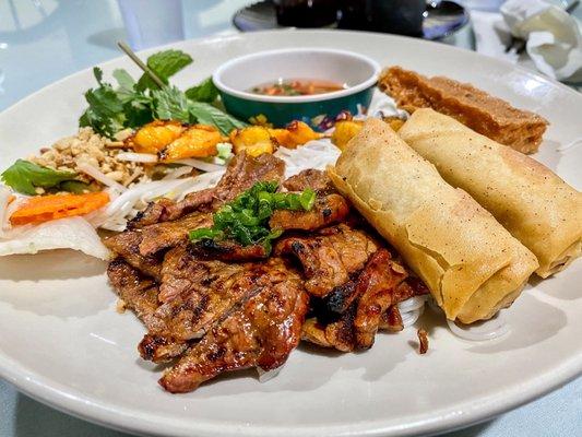 #53 grilled beef vermicelli & egg rolls