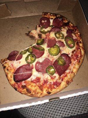 Delicious. Halal pepperoni with jalapeños yummy. And the price U can't beat it!!