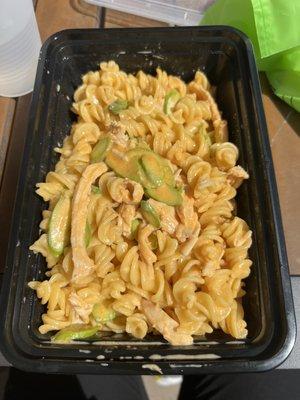 Fusilli pasta with chipotle sauce and chicken and asparagus