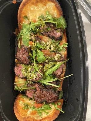 Steak Flat Bread - really flavorful and perfectly cooked!