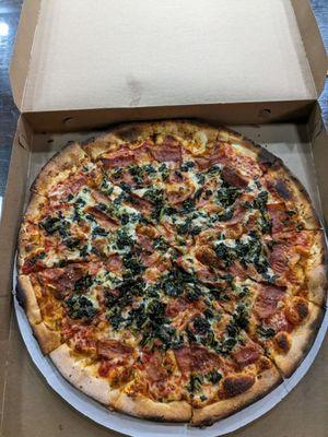 Spinach and Bacon thin crust pizza