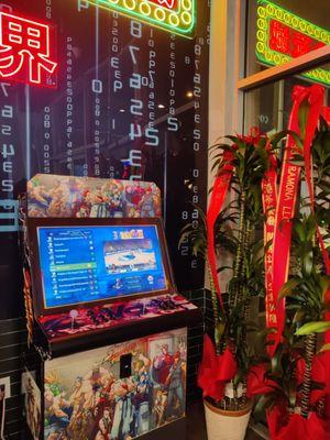 Arcade game in the front