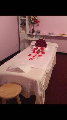 lovely massage room