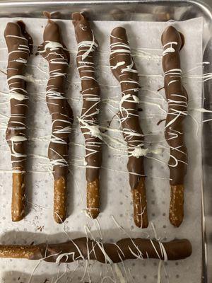 Caramel And Chocolate Pretzel rods