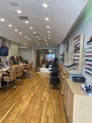 So clean! They installed sneeze guards on the manicure tables and on the ceiling for pedicures!