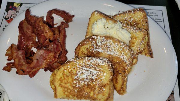 French toast with *PERFECT* bacon