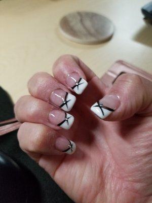 French tip rhinestone in the middle with black bows not tied lines