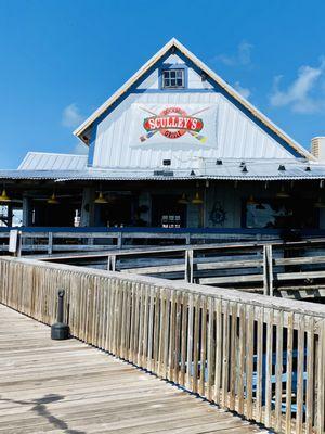 Facing Boardwalk entrance...