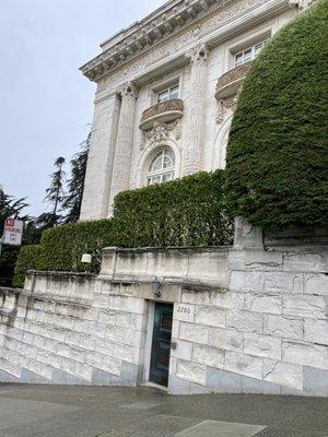 01.02.21  Danielle Steel's Spreckels Mansion in Pacific Heights