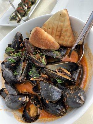 Our Famous Mussels