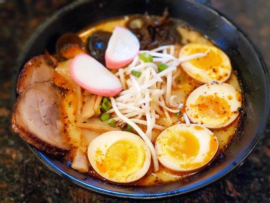 Tonkotsu extra egg