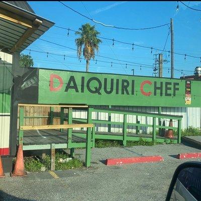 This is the place to be if you want a real Daiquiri flavor.