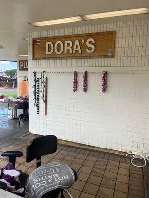 Dora's Lei Stand