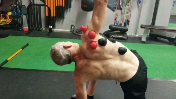 Cupping with thoracic spine mobility