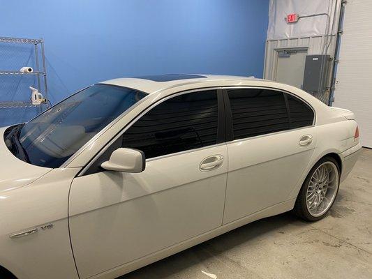 Side windows tinted 15%