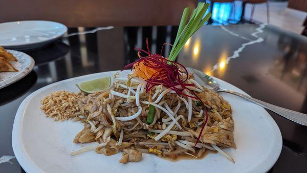 Chicken pad Thai