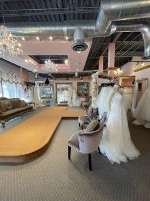 Gorgeous bridal boutique. The best experience ever!