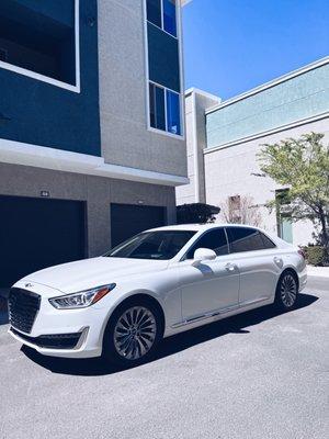 Genesis G90