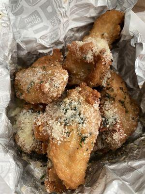 6pc Garlic Parmesan Crispy Chicken Wings made fresh